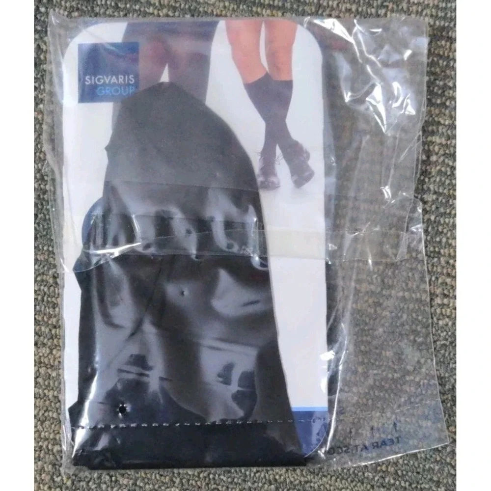 Sigvaris Well Being Black‎ Fashion Knee High  15-20 mmHg Compression Size A New